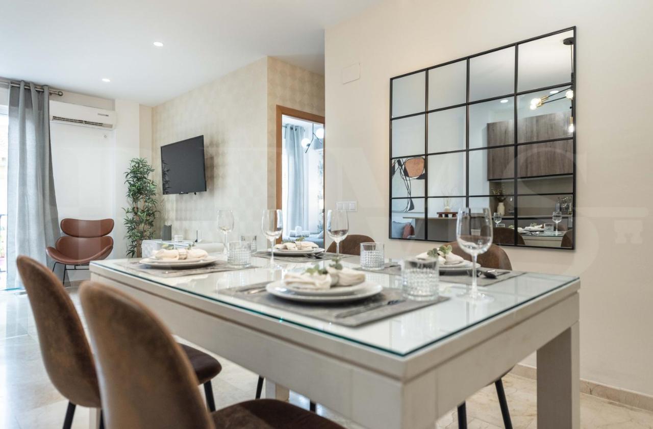Lovely Duplex With Private Parking Near City Center By Rems Málaga Eksteriør bilde