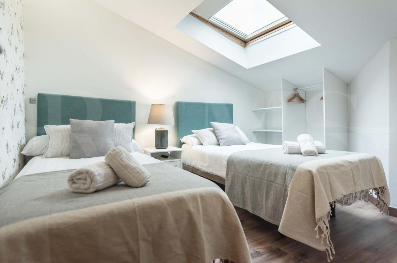 Lovely Duplex With Private Parking Near City Center By Rems Málaga Eksteriør bilde