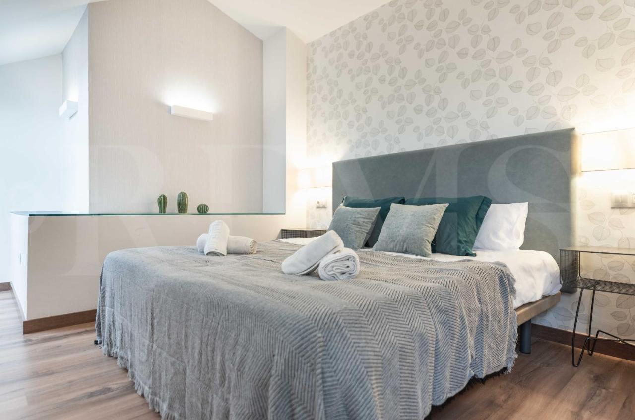 Lovely Duplex With Private Parking Near City Center By Rems Málaga Eksteriør bilde
