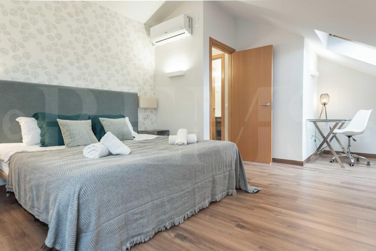 Lovely Duplex With Private Parking Near City Center By Rems Málaga Eksteriør bilde