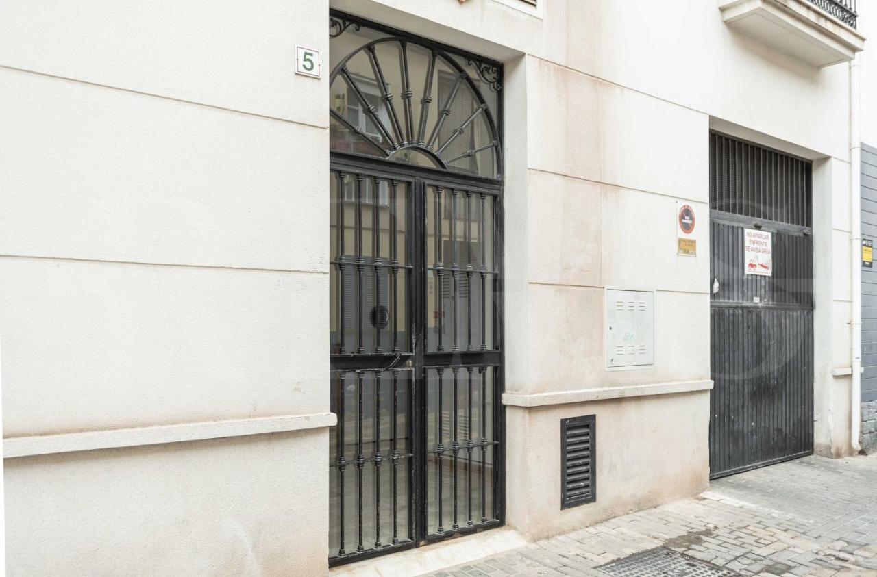 Lovely Duplex With Private Parking Near City Center By Rems Málaga Eksteriør bilde