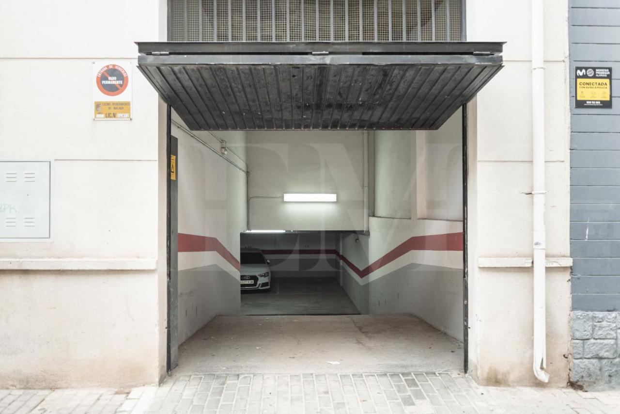 Lovely Duplex With Private Parking Near City Center By Rems Málaga Eksteriør bilde
